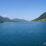 Der Tropolacherhof & Restaurant Hotel