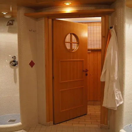 Hotel Der Troepolacherhof & Restaurant 3*