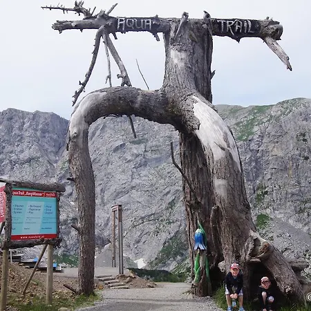 Hotell Der Troepolacherhof & Restaurant 3*