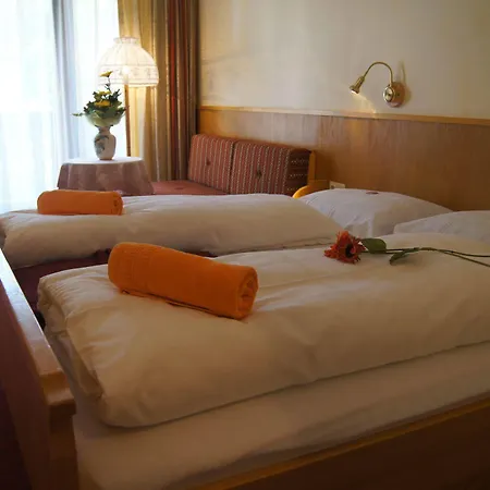 Hotell Der Troepolacherhof & Restaurant Tröpolach